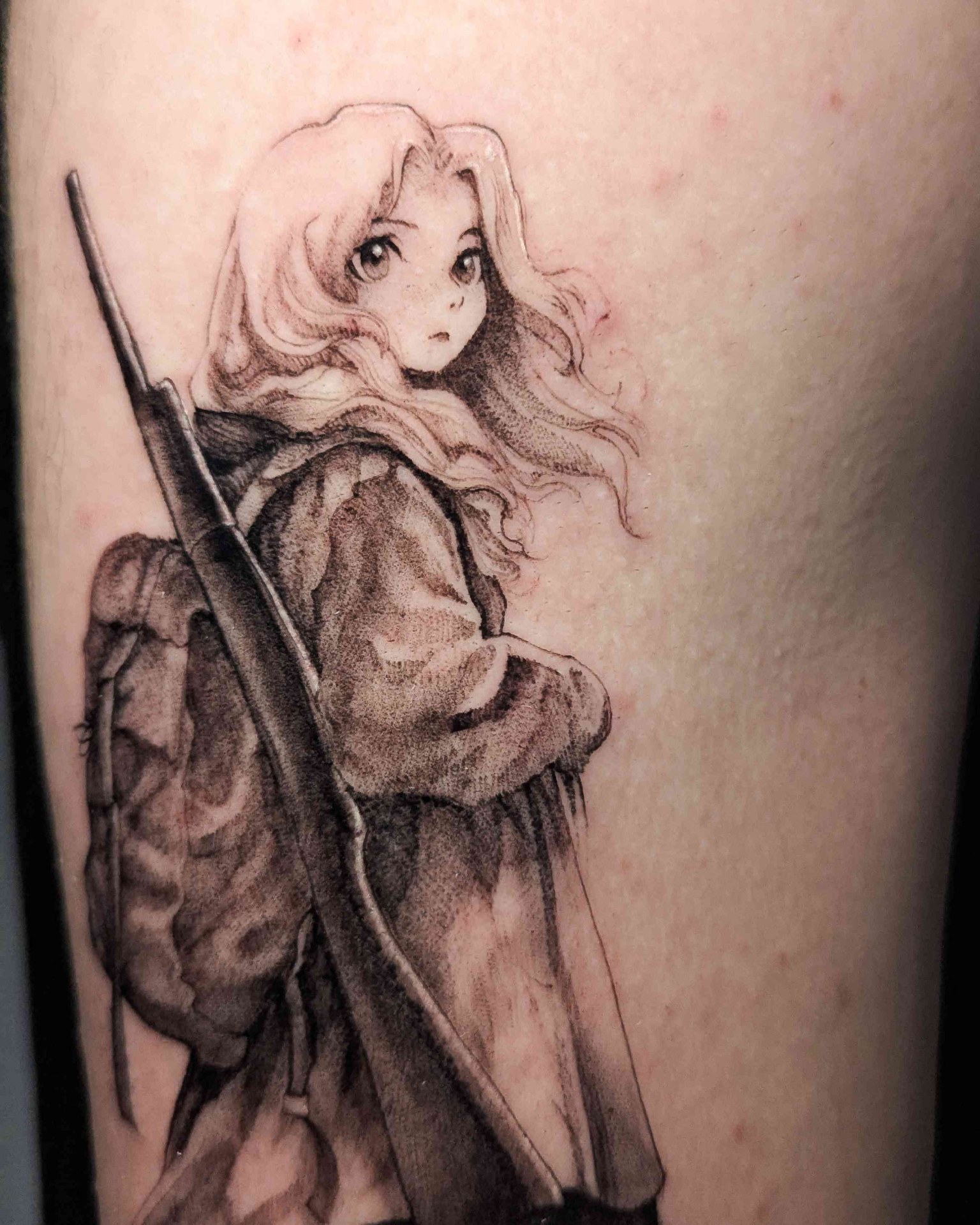 Tatouage portrait fille blackwork